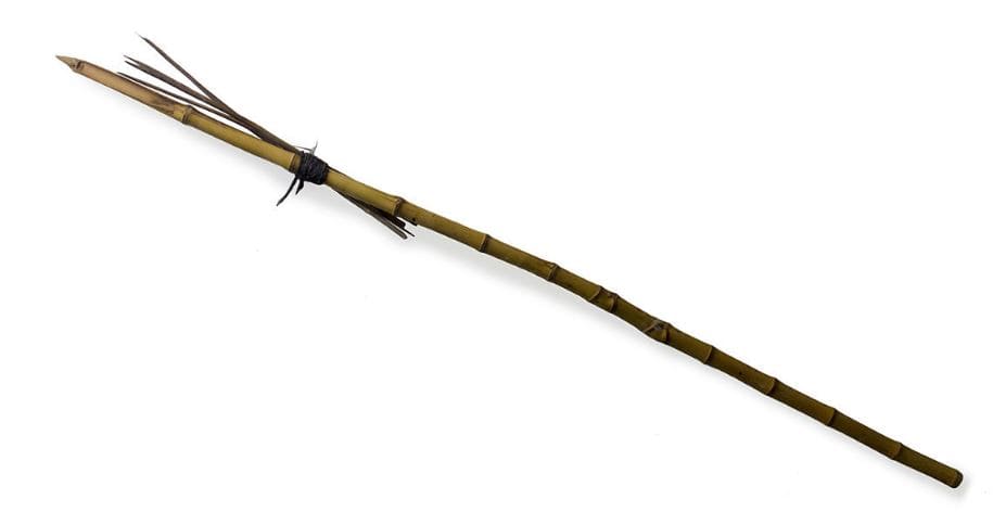 Contoh Senjata Bambu Runcing