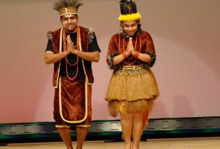 Gambar Pakaian Ewer Papua Barat