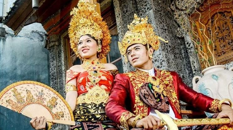 Gambar Pakaian Payas Agung Bali