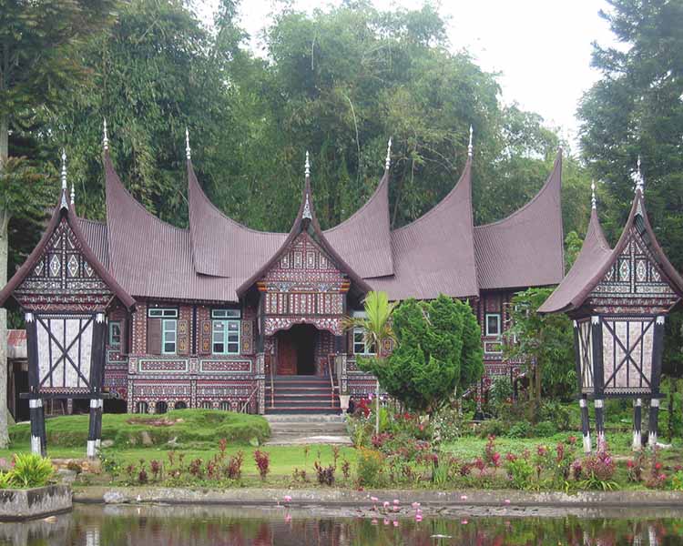 Rumah Adat Padang
