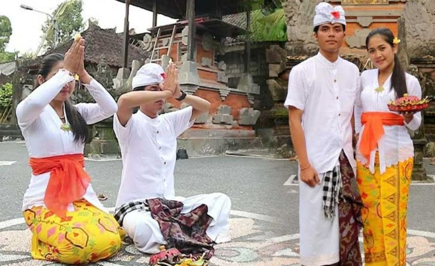 Pakaian Adat Bali Payas Alit