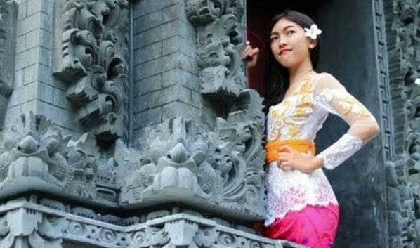 Sabuk Prada Khas Bali